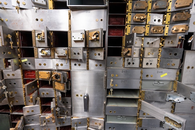 How IT admins can save money | deposit box visualization